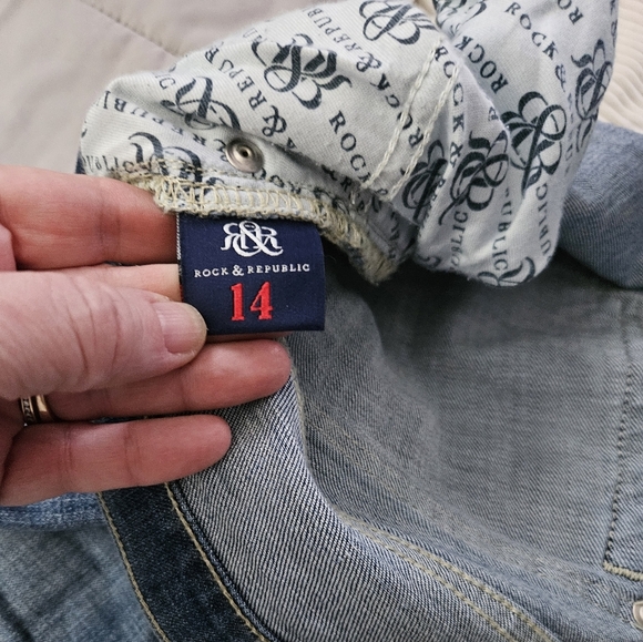 Rock & Republic Classic Blue Denim Jeans. Size 14 - Picture 12 of 12